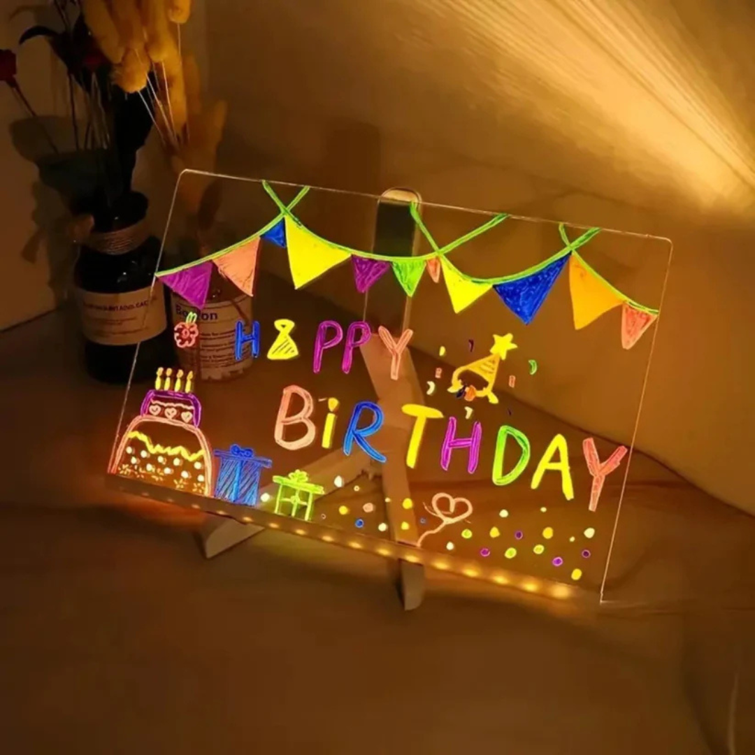 LED Zeichenbrett mit Happy Birthday Schriftzug - bunte Wimpelkette Geburtstagskuchen und Geschenke leuchten